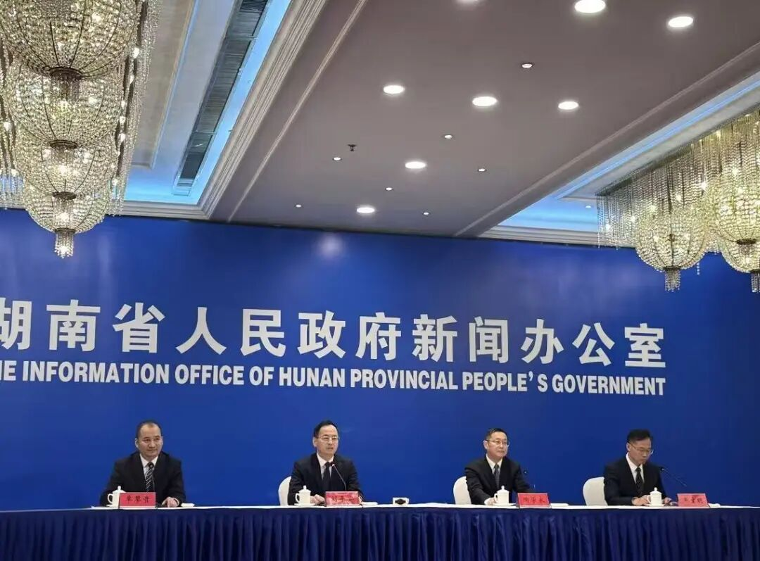 推进疾控改革：省级层面人员转隶、机构重塑全面完成，市县疾控机构职能整合、人员编制基本到位丨争上游有话